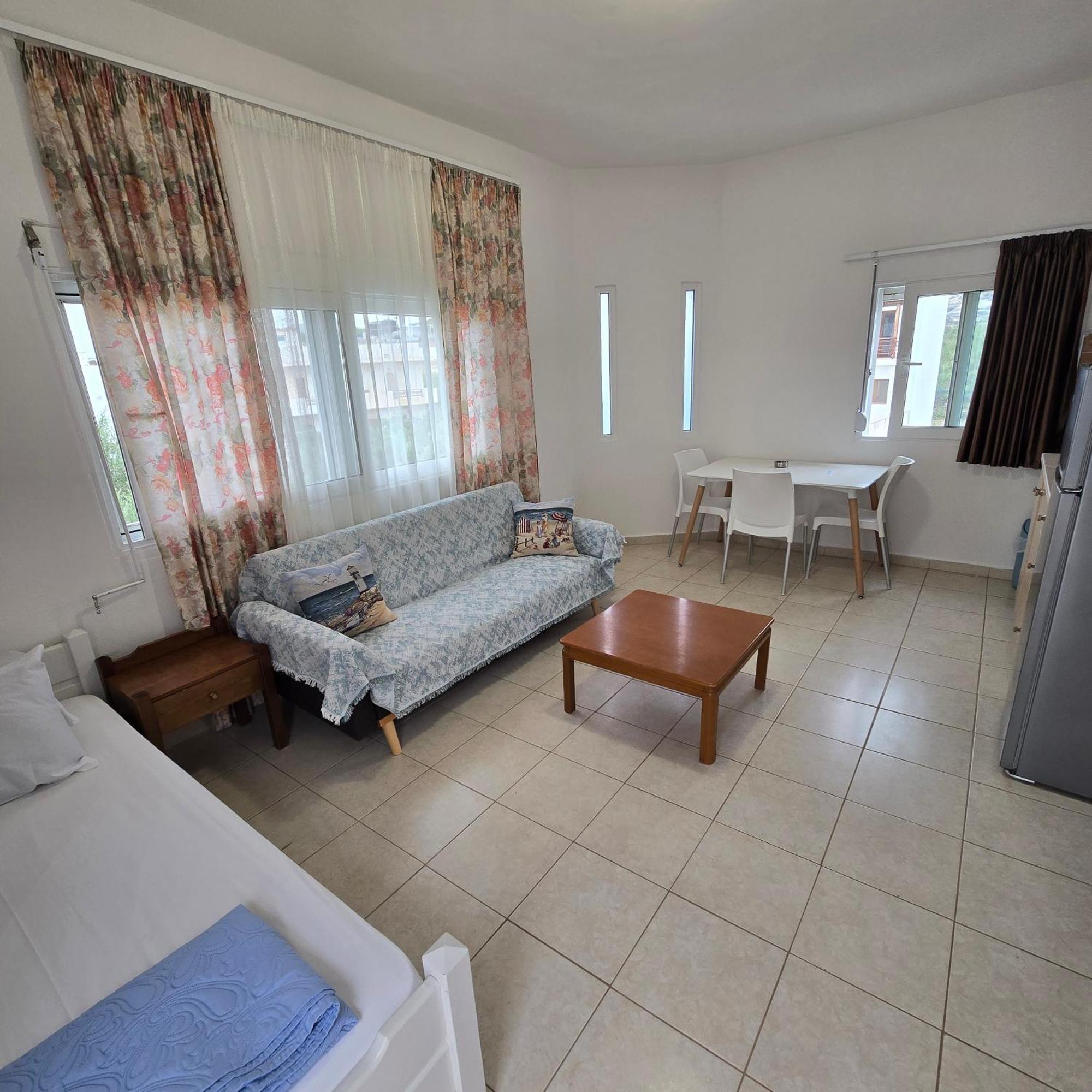 Soula Appartments Makrýgialos Kamer foto
